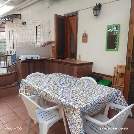 Lägenhet Casa Il Pontile Mini